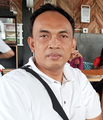Prof. Dr. Ir. I Wayan Nuarsa, M.Si. Dekan Fakultas Kelautan dan Perikanan Universitas Udayana Denpasar Bali
